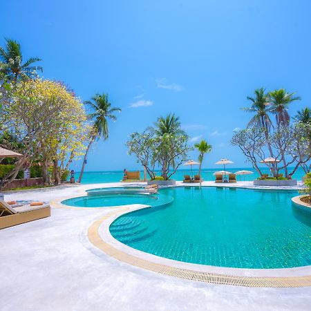 Chaweng Regent Beach Resort Esterno foto The swimming pool at the resort