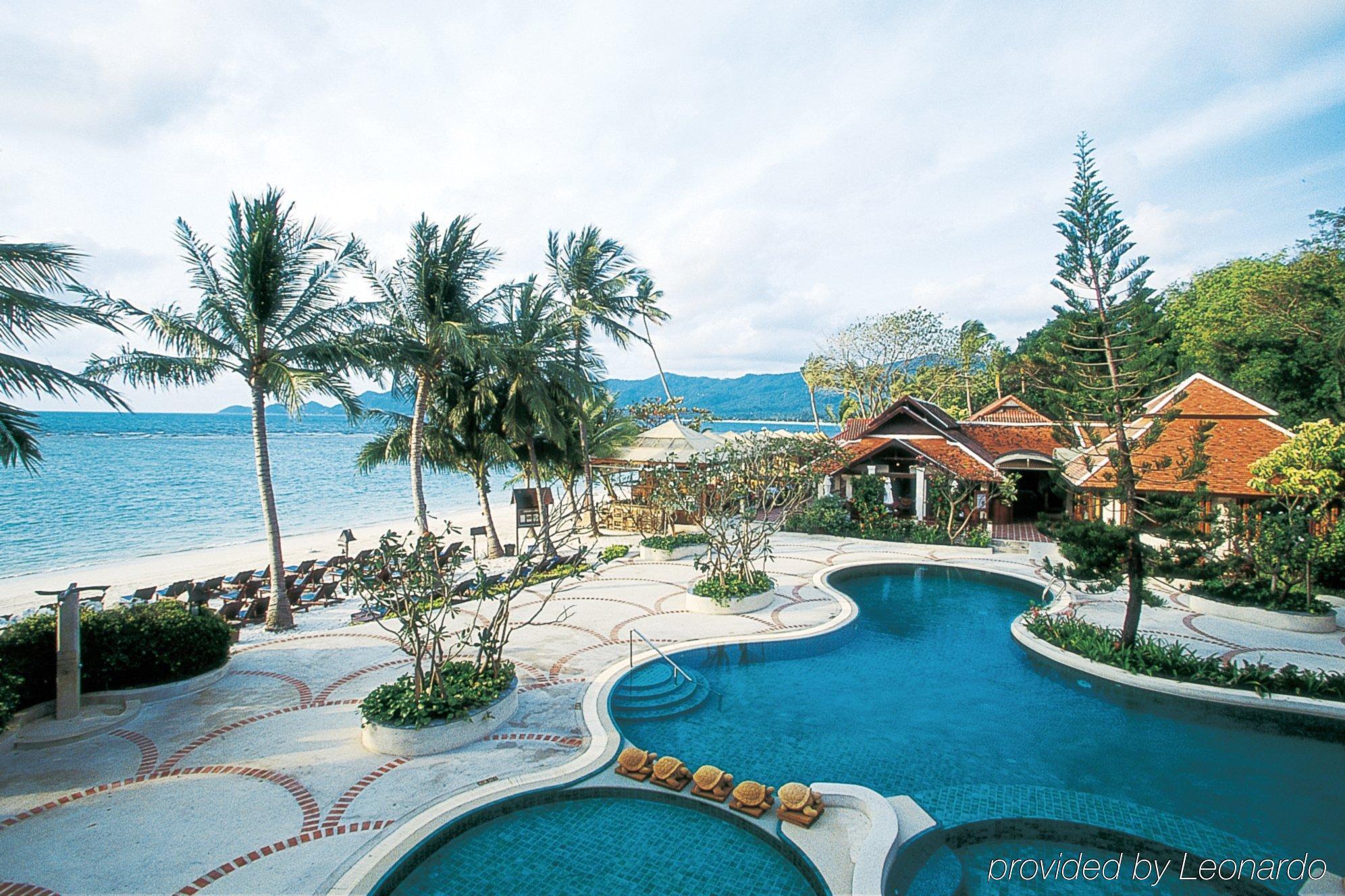Chaweng Regent Beach Resort Esterno foto The swimming pool at the resort